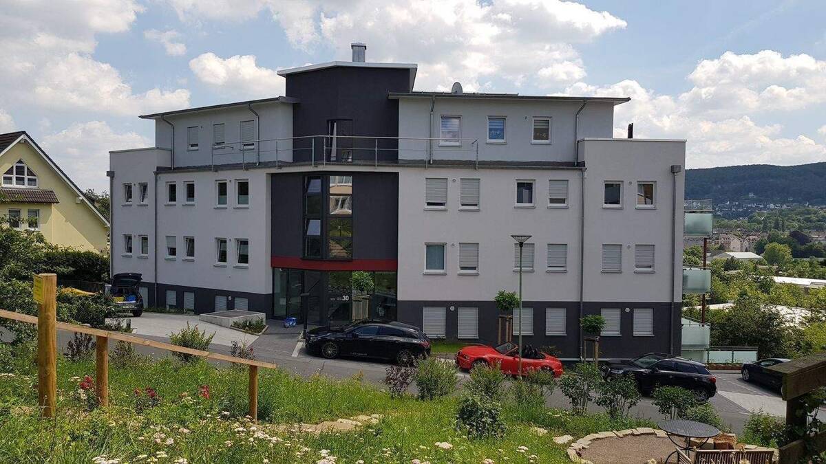 Design trifft Panorama - Stilvolles Wohnen mit traumhaftem Ausblick – 58135 Hagen – Bild 1 von 9