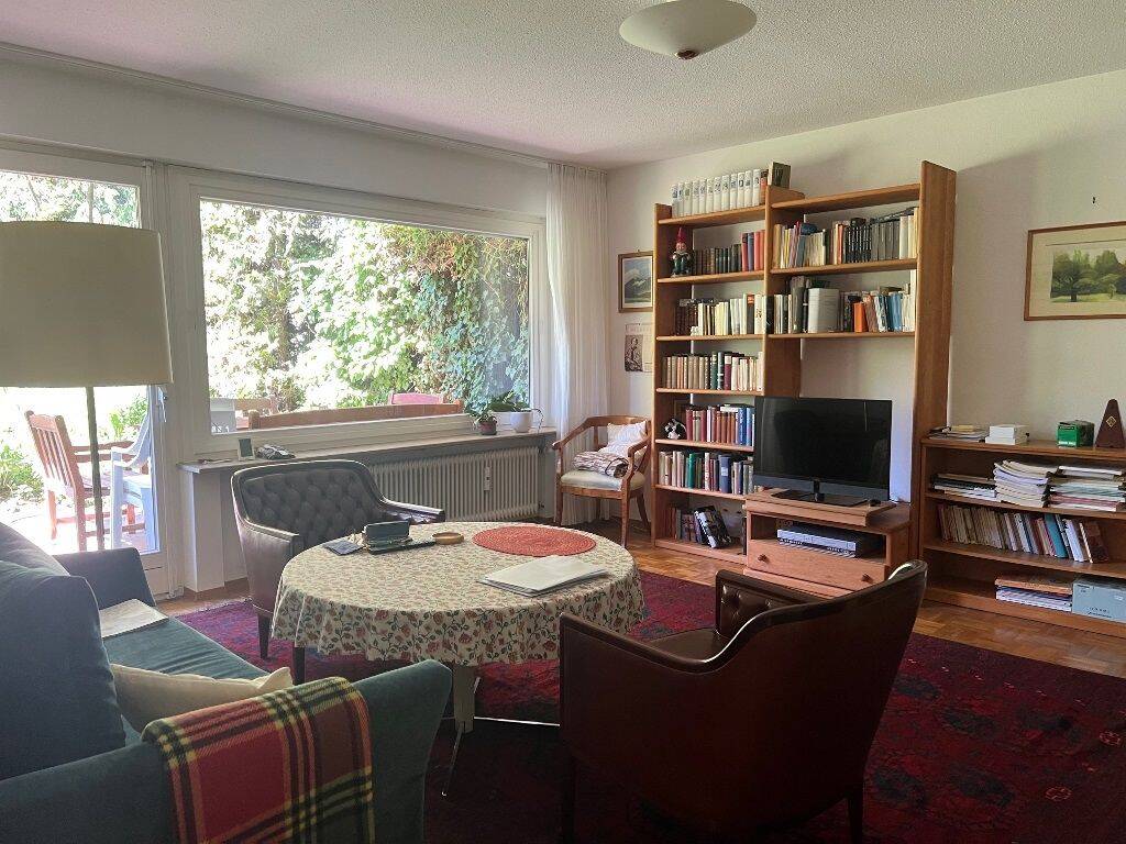 "Familienfreundliche 4,5-Zimmer-Wohnung mit großem Garten in Stuttgart-Sillenbuch" – Stuttgart – Vorschaubild 3
