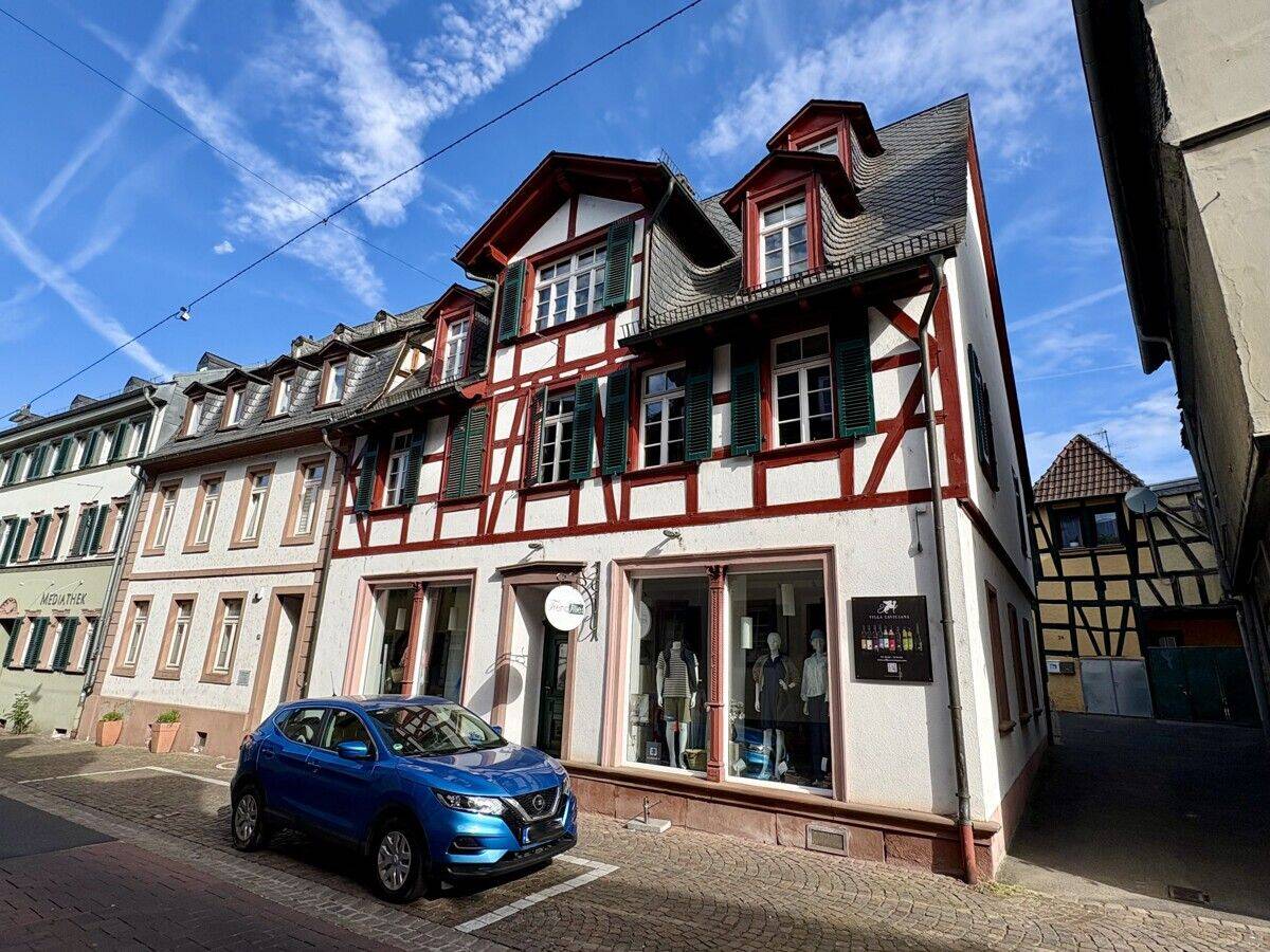 "Kapitalanlage mit Charme" Attraktive Eigentumswohnung im Altbau in Eltville am Rhein