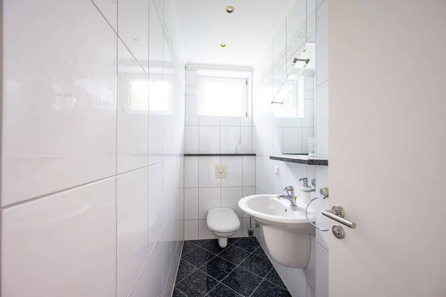 Modernisierter Bungalow in Rodenkirchen-Rondorf – Köln – Vorschaubild 7