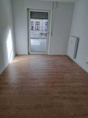 Topp sanierte 2-Zimmer-Wohnung in einem wunderschönen Anwesen Fürth-Süd – 90763 Fürth – Vorschaubild 3