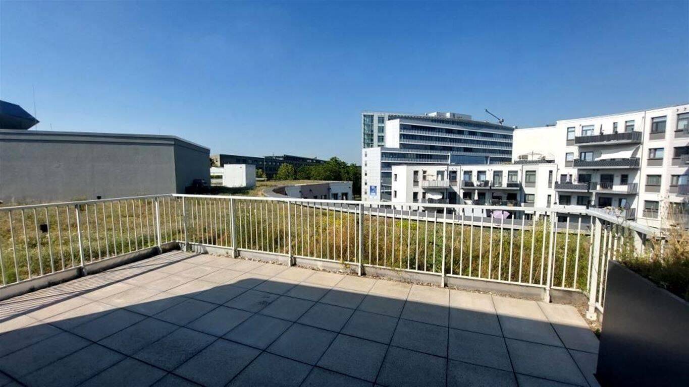 Die Sonne genießen - moderne 3 Zimmer Whg. mit Sonnenterrasse, EBK, 2 Bädern und Fußbodenheizung. – Düsseldorf – Vorschaubild 2