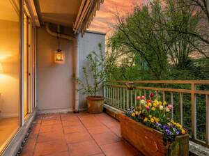 ETW MIT TOLLEM BALKON + AUFZUG IN DÜSSELDORF-FLINGERN/DÜSSELTAL!