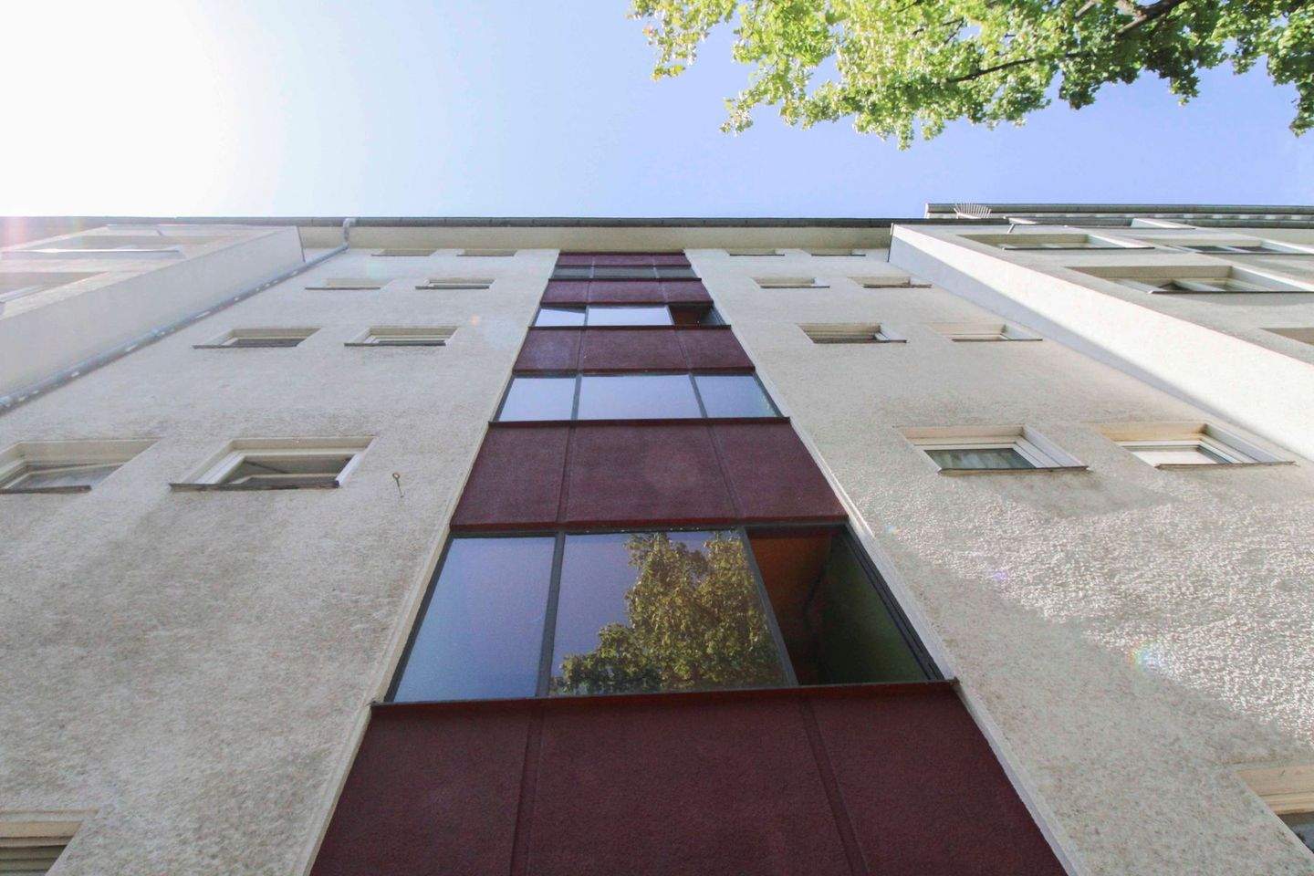 Einfaches MFH in sehr guter Lage im Charlottenburger "Leibniz-Kiez" – Berlin – Bild 1 von 9