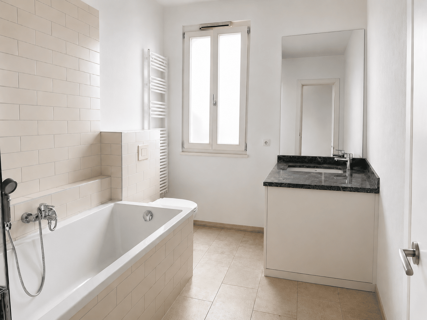 Provisionsfrei: Helle 2-Zimmer-Wohnung mit zwei Balkonen nahe Gleisdreieck – Berlin – Vorschaubild 7