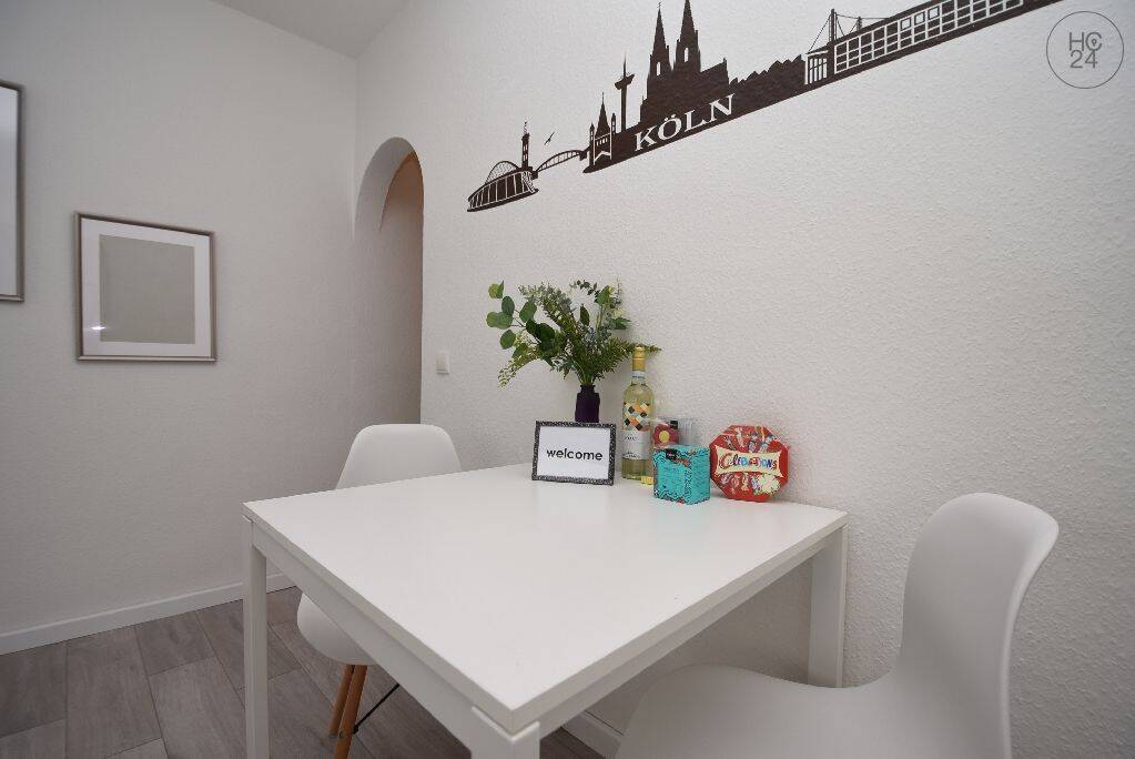 Modern möbliertes Apartment mit Internet in der Südstadt – Köln – Vorschaubild 8