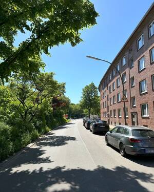 Vermietete Balkonwohnung in Barmbek-Süd! – 22081 Hamburg – Vorschaubild 2