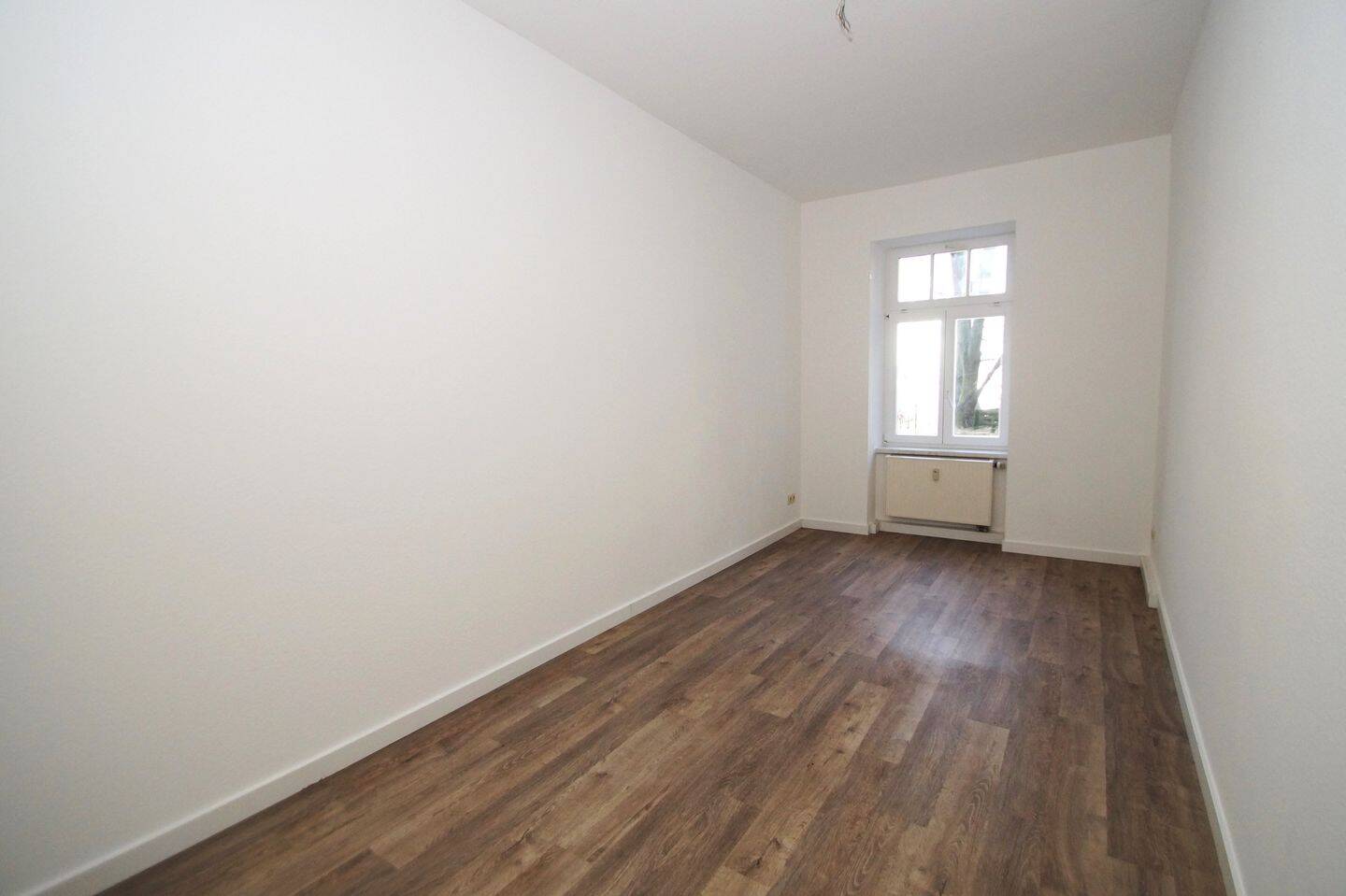 Leipzig! Sofortige Mieteinnahmen: Renovierte 2-Zimmer-Wohnung mit genehmigtem Balkonanbau – Leipzig – Vorschaubild 4