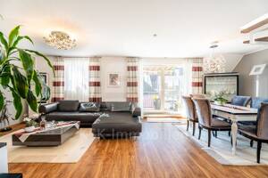 Großzügig & hochwertig: Maisonettewohnung mit Sonnenbalkon und Stellplatz! – 50769 Köln – Vorschaubild 4