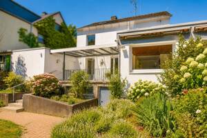 Waldseite Kantorie! Sanierungsbedürftiges, ausbaufähiges Zuhause mit Garten & Garage in Stadtwald – 45134 Essen – Vorschaubild 6