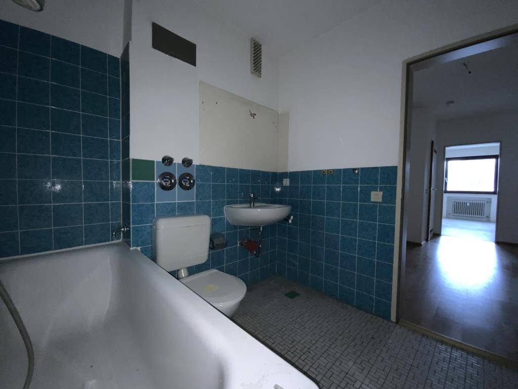 3 Zimmer Wohnung mit Loggia in Köln-Niehl - OHNE KÄUFERPROVISION – Köln – Vorschaubild 9