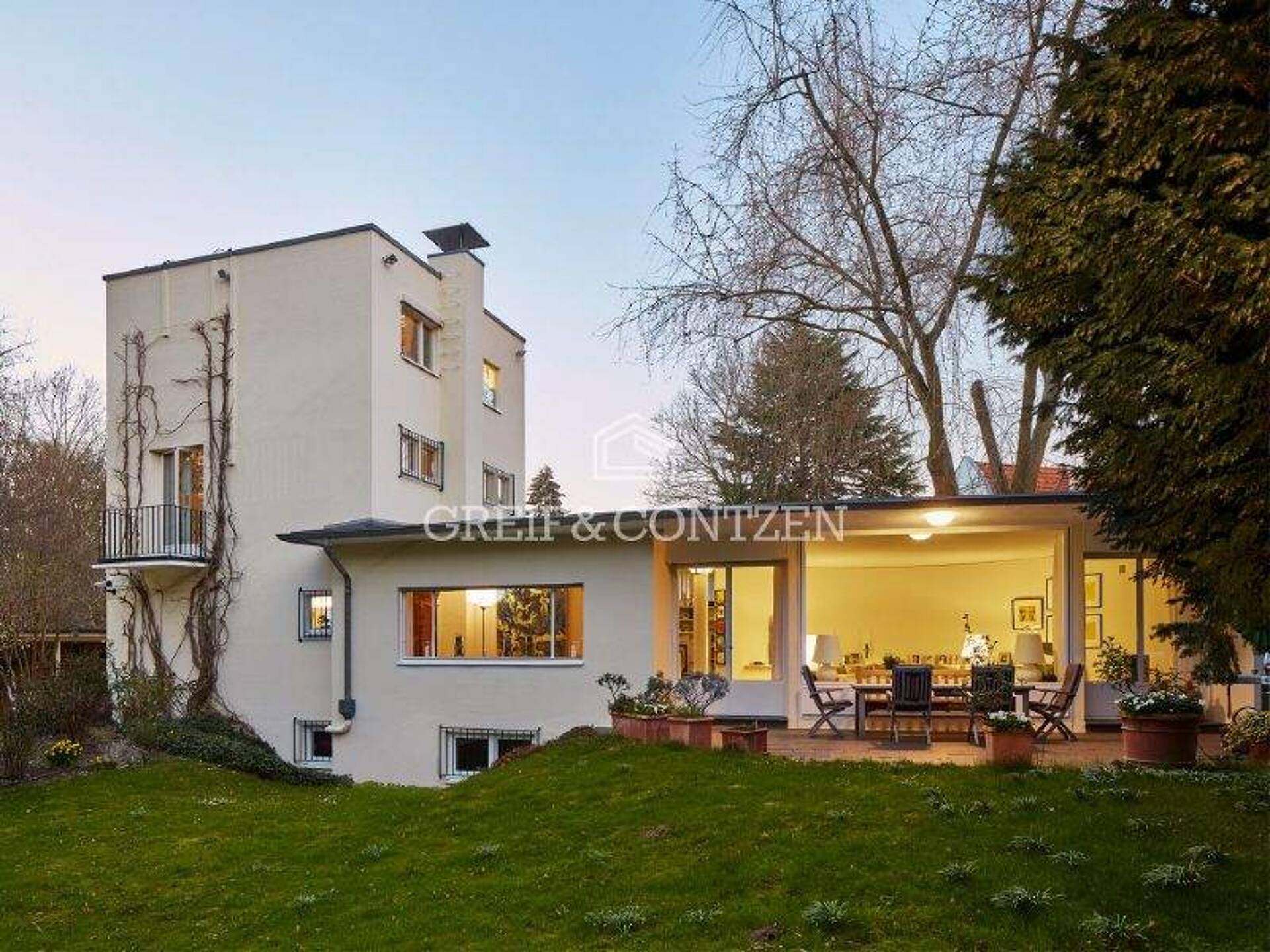 Einfamilienhaus in 50933 Köln mit 244,52 m² kaufen