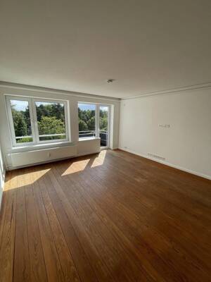 Helle 2,5 Zimmerwohnung in zentraler Lage – 20146 Hamburg – Vorschaubild 2