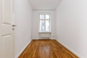 2,5 Zimmer Altbau mit Balkon - ideal für Singles & Paare – 10115 Berlin – Vorschaubild 7