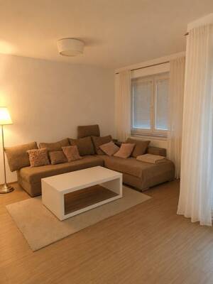 Helle 3-Zimmer-Wohnung mit Balkon & Einbauküche in Wellinghofen