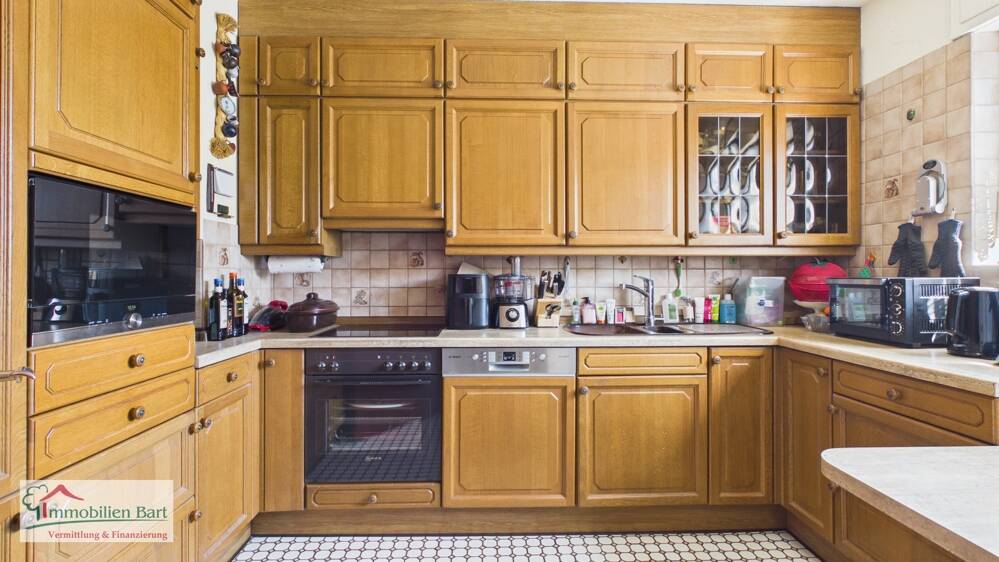 MERZIG-HILBRINGEN: CHARMANTES WOHNHAUS / PV-ANLAGE / GARTEN / GARAGE / TOP LAGE! – Merzig – Vorschaubild 4