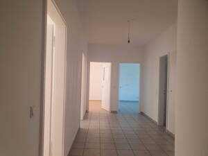 Modernisierte 3-Zimmer-Wohnung mit Wintergarten und Wannenbad in Köln-Mülheim – 51065 Köln – Vorschaubild 9