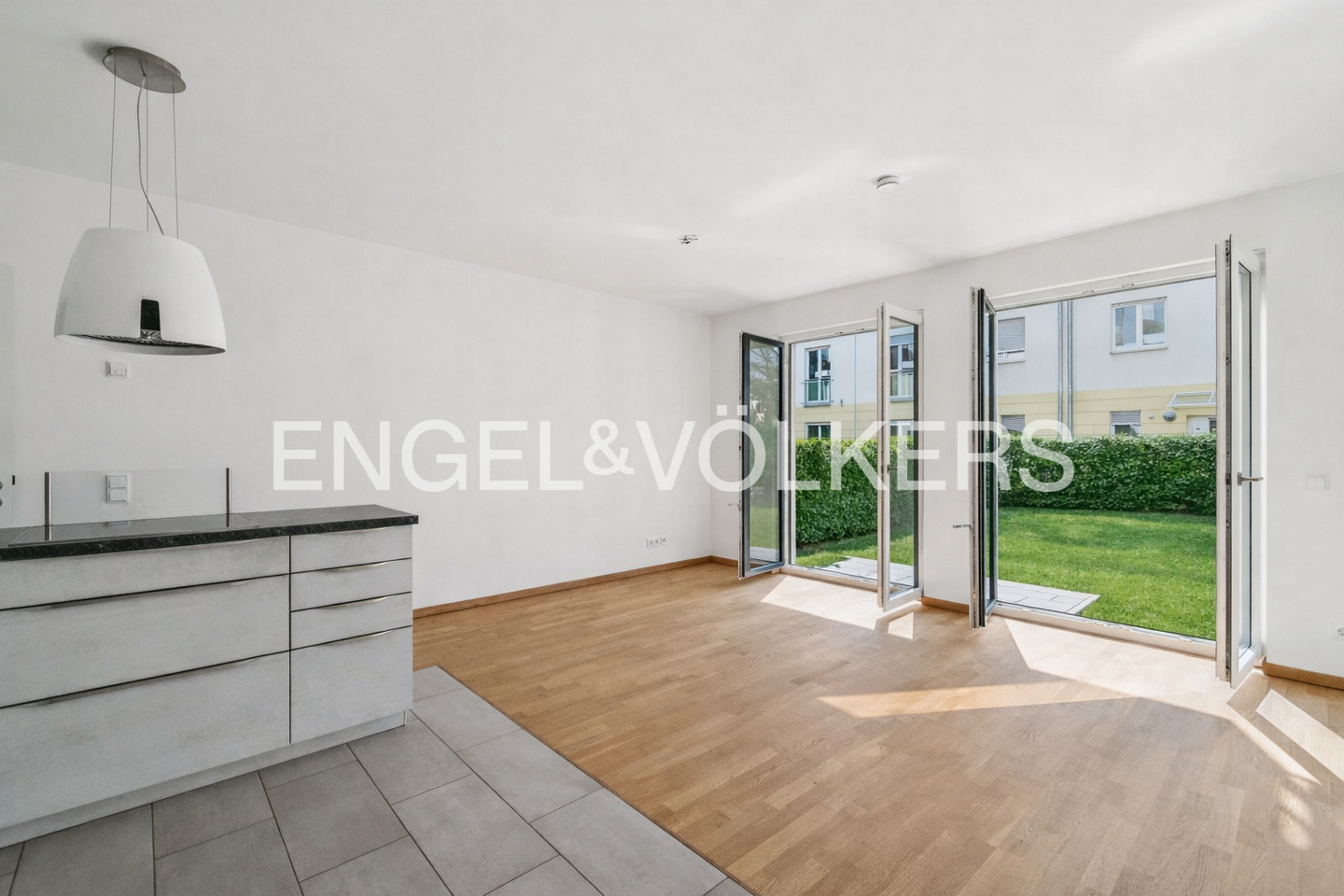 Helle Erdgeschosswohnung mit Garten in den Lankwitzer Hofgärten – Berlin – Vorschaubild 4