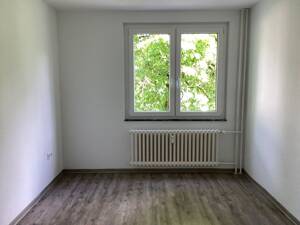Attraktive 3 Zimmer-Wohnung mit Balkon in grüner Lage zu vermieten. – 33609 Bielefeld – Vorschaubild 4