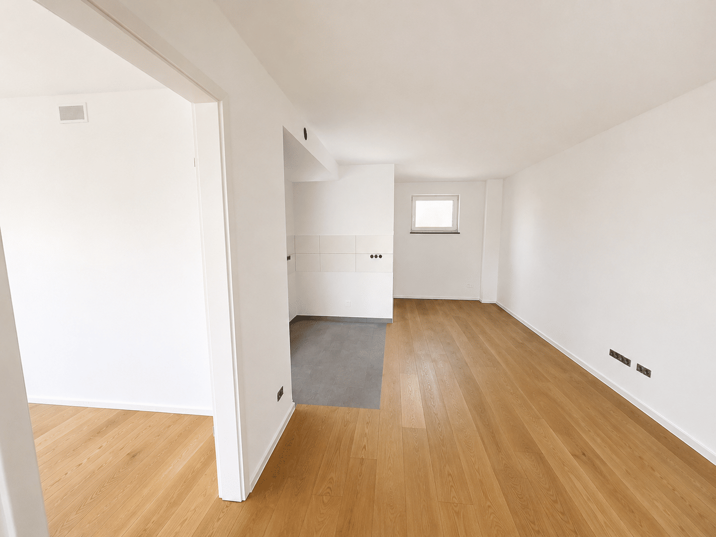 Dachgeschoss - 2 Zimmern, Balkon & HWR – Leipzig – Vorschaubild 9