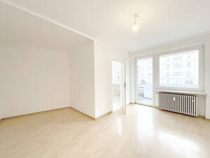 1 Zi.-Balkon-Whg. bei Luitpoldpark, Herzogstraße und Bonner Platz in Schwabing, renovierungsbereit – 80796 München – Vorschaubild 3