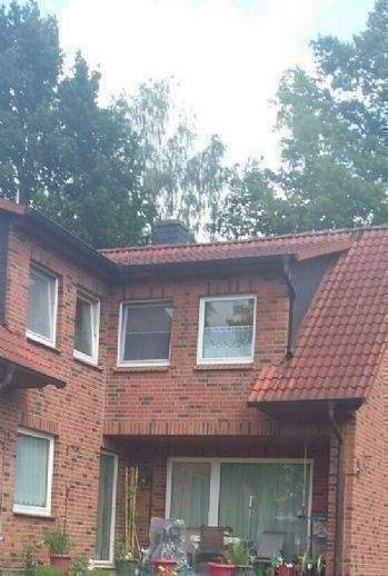Gepflegtes Zweifamilienhaus auf großem Eigentumsgrundstück – ideal für Familie & Kapitalanleger – Südheide – Bild 1 von 6