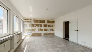 Großzügiges Appartement mit 2 Balkonen in zentraler Lage! – 40211 Düsseldorf – Vorschaubild 2