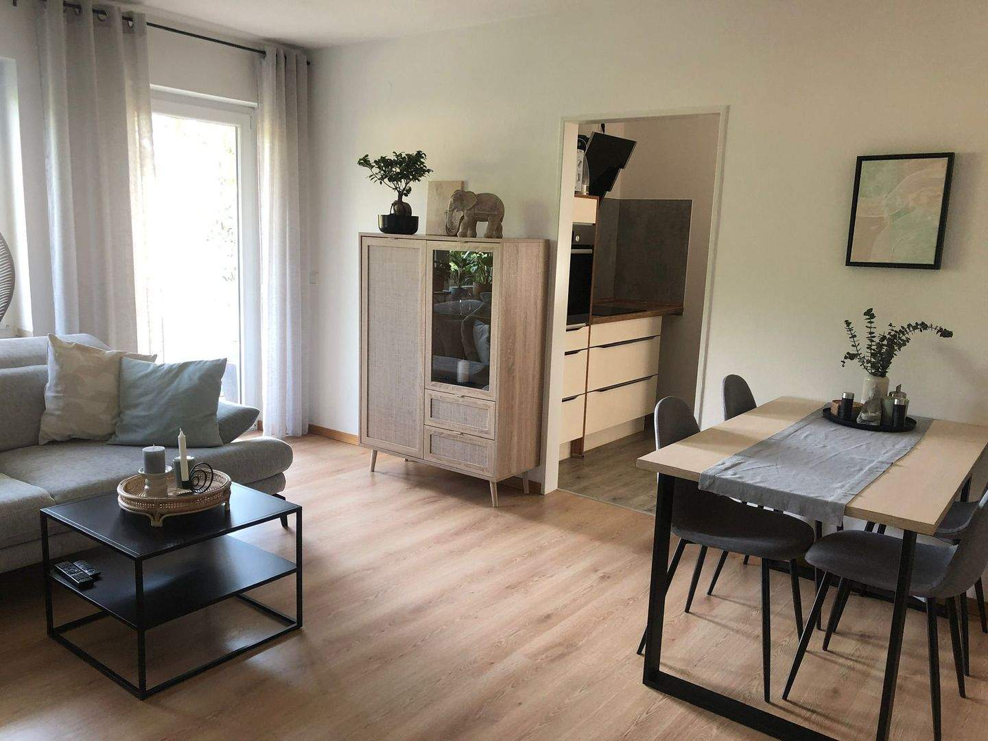 freundliche 2-Zi. EG-Whg. mit Terrasse/Garten + Carport für max. 1 Person