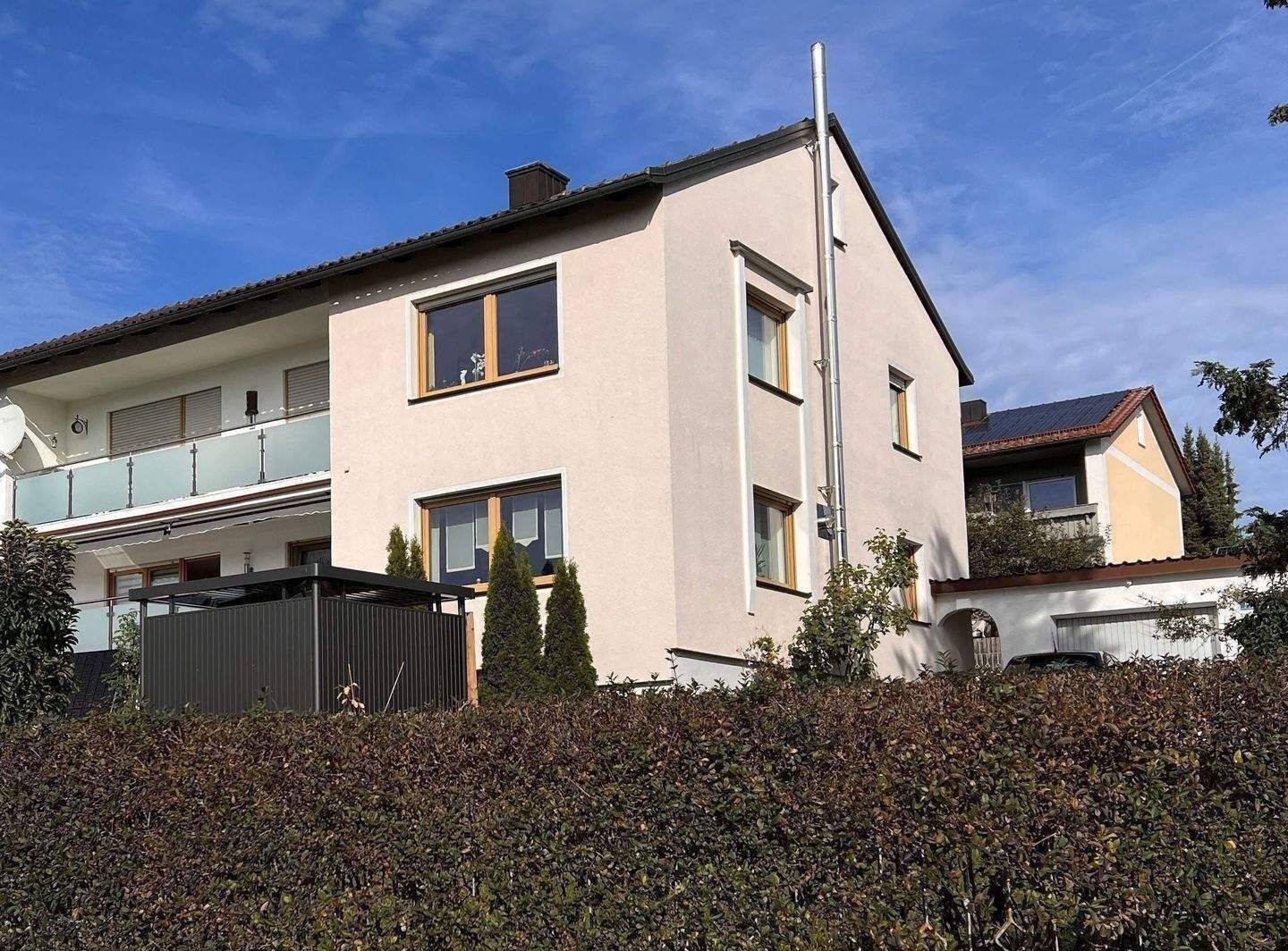 Gepflegtes Zweifamilienhaus in beliebter Lage von Eichstätt-Landershofen – Eichstätt – Vorschaubild 2