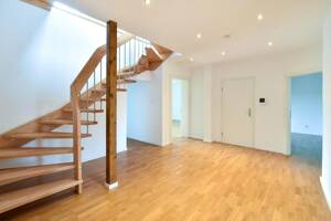 Die Villa Hartmann "Am Ruhrstein"! Hausgroße, sanierte Altbauwohnung in Bestlage von Bredeney – 45133 Essen – Vorschaubild 3