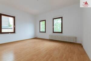 Sanierte Altbauwohnung im 1. Obergeschoss mit moderner Einbauküche - obere Stadt von Annaberg – 9456 Annaberg-Buchholz – Vorschaubild 4