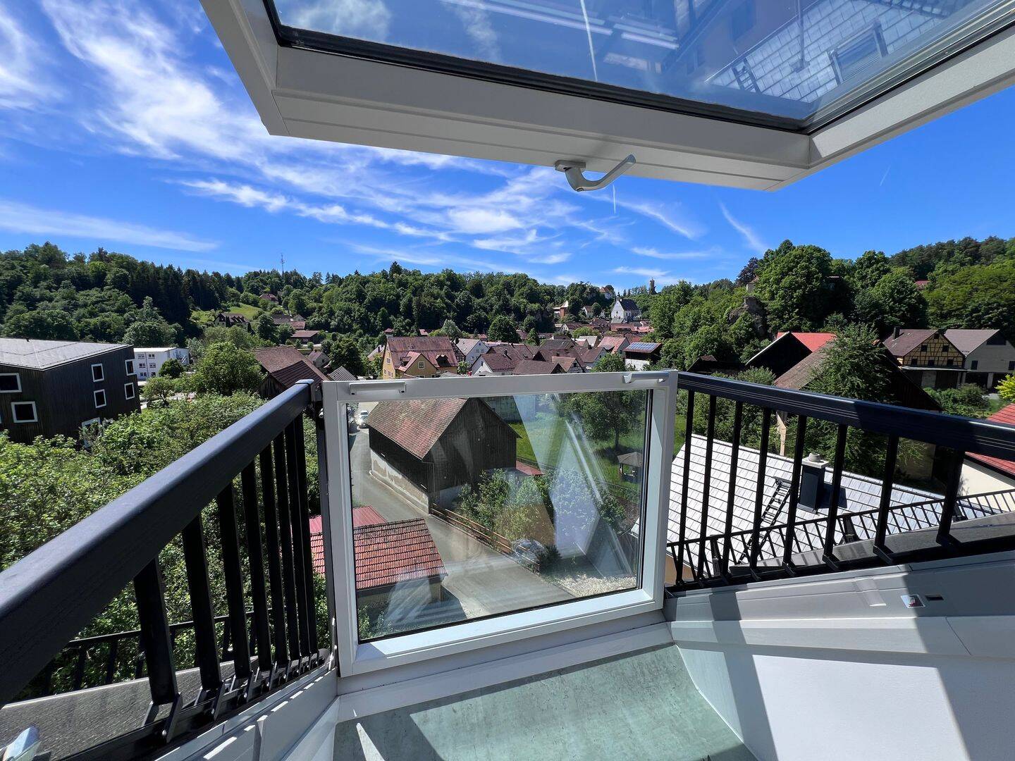 Schöne Dachgeschoss(-Single)wohnung in Waischenfeld (Buchberg) – Waischenfeld – Vorschaubild 4