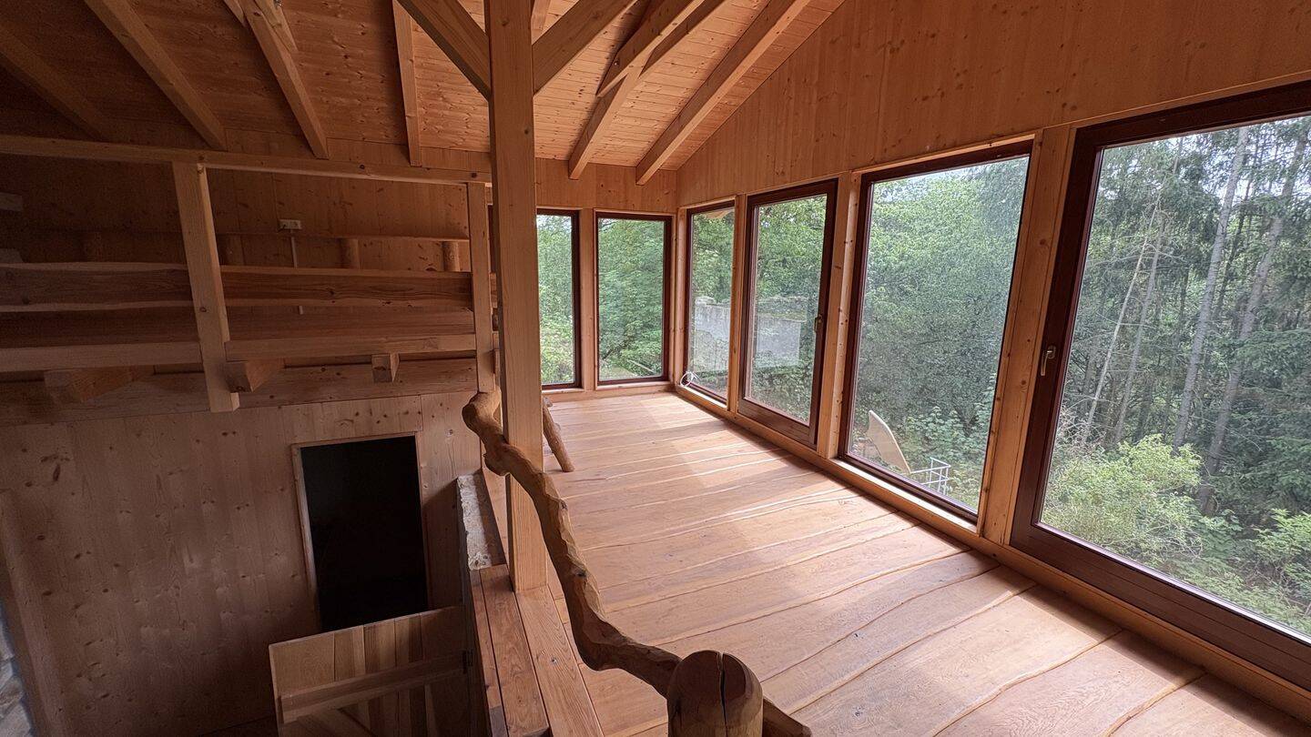 Naturidylle mit Stil - Exklusiver Bungalow in traumhafter Waldlage