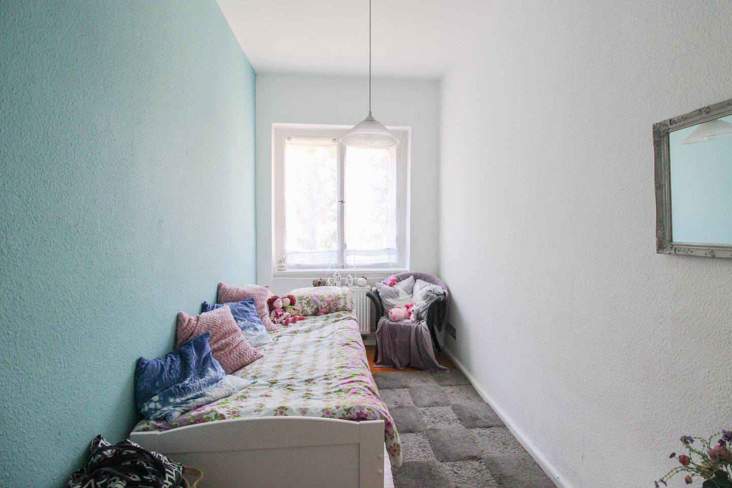 Bezugsfreie, charmante 4 Zimmerwohnung mit Loggia im denkmalgeschützten Objekt – Berlin – Vorschaubild 9