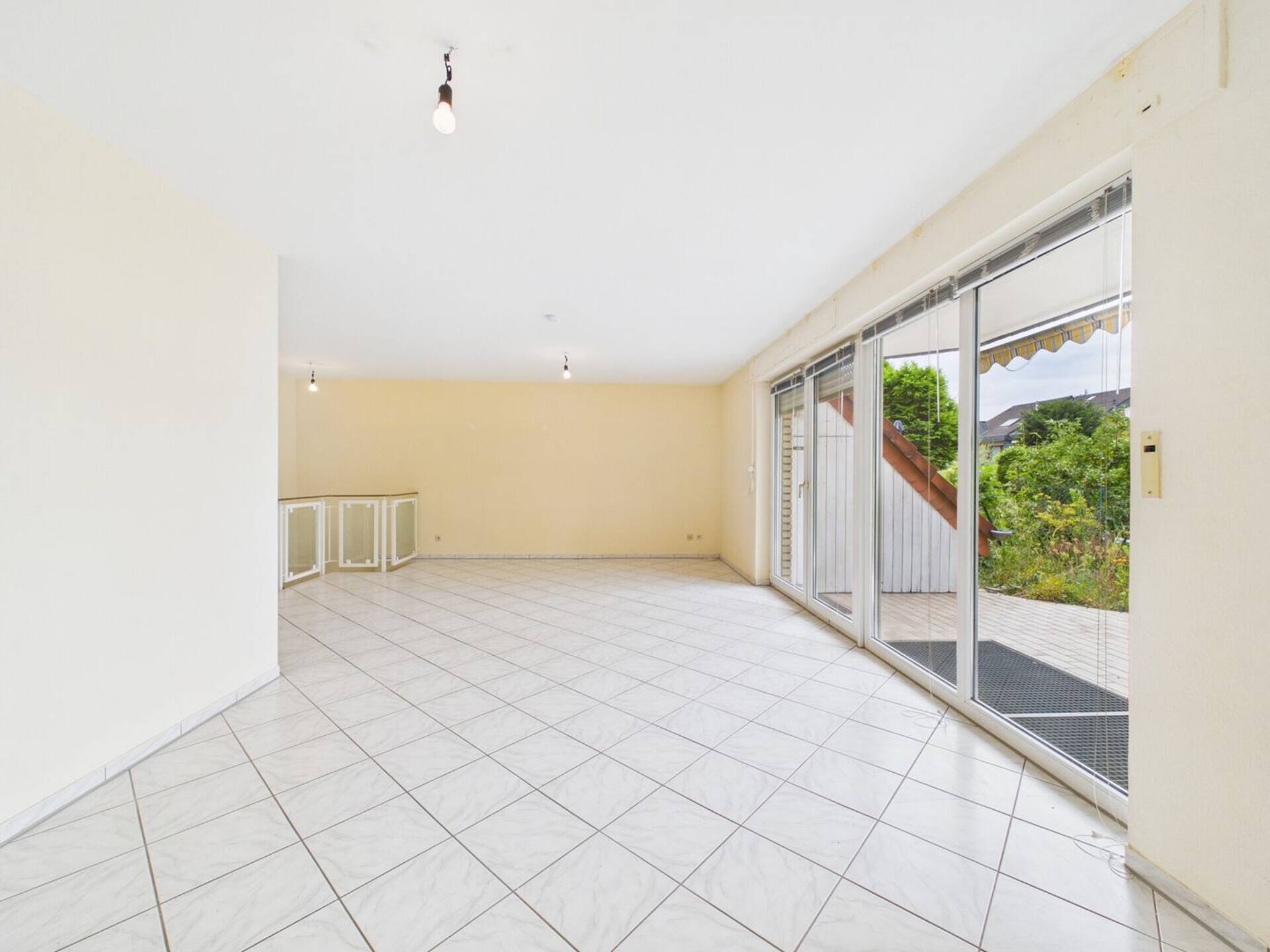 Erdgeschosswohnung in 53919 Weilerswist mit 90 m² kaufen