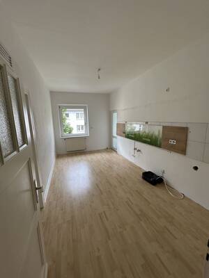 Attraktive 2,5-Zimmer-Wohnung mit Balkon in zentraler Dortmunder Lage! – 44139 Dortmund – Vorschaubild 3