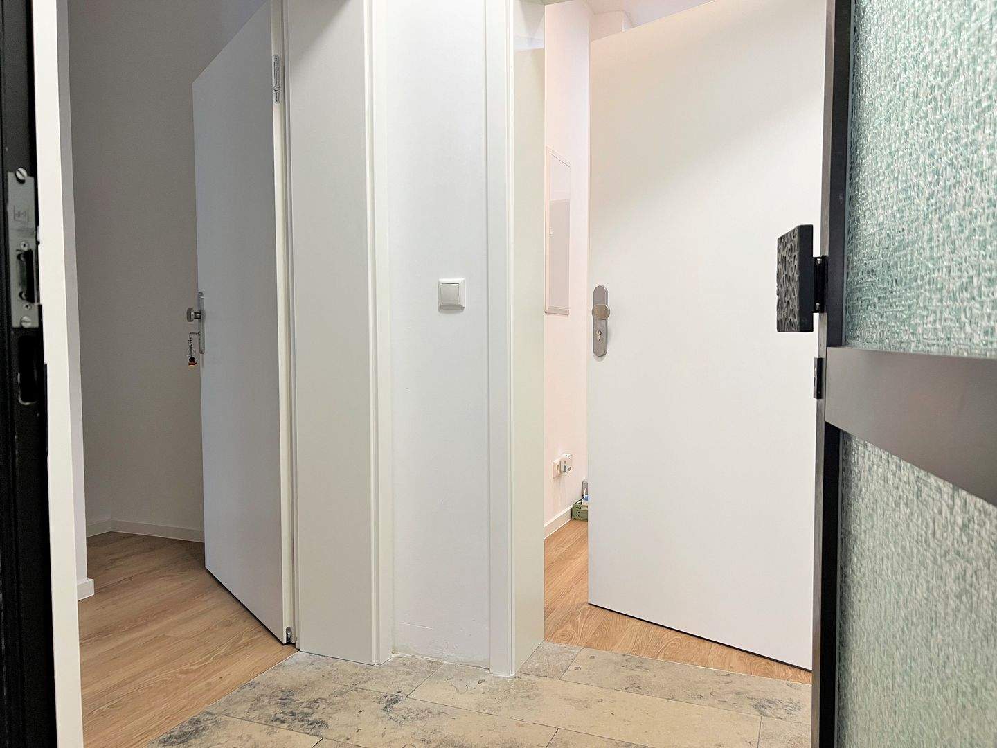 Urban leben am Stadtpark: Schön sanierte Wohnung / Praxis mit Einliegerwohnung und eigenem Hauseingang an ruhiger Seitenstraße! – Fürth – Vorschaubild 6