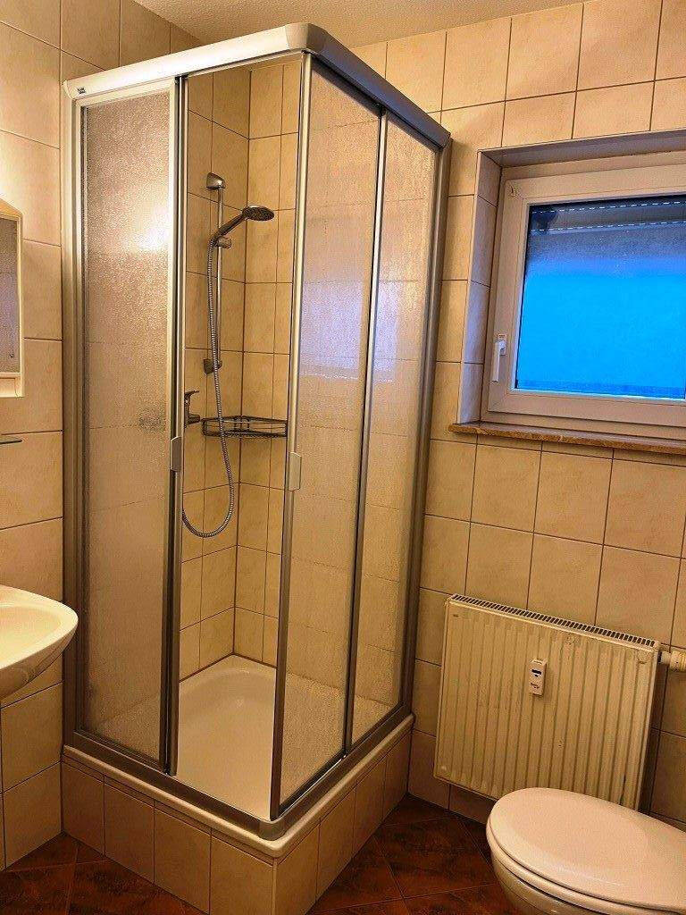 möblierte 2 Raum Wohnung mit Miniküche in Jena Ost -frei- – Jena – Vorschaubild 2