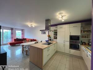 Sofort einziehen und wohlfühlen - Gepflegte 3-Zimmer-Wohnung mit Balkon in Köln-Merkenich