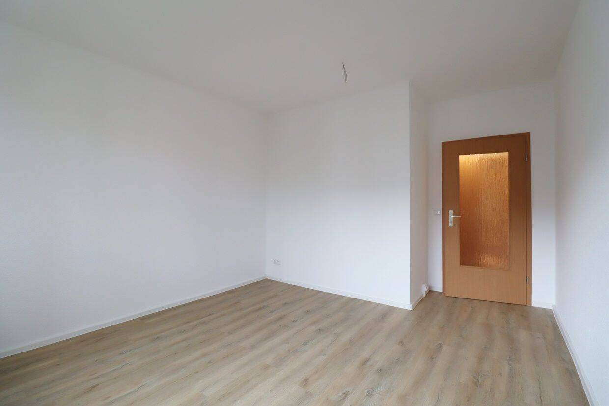 2- Raumwohnung mit Balkon und EBK – Chemnitz – Vorschaubild 3