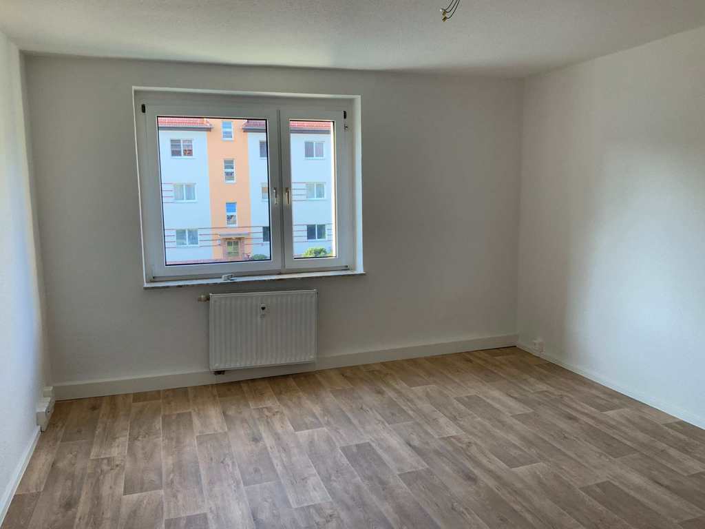 Sanierte 3-Raumwohnung mitten in Engelsdorf