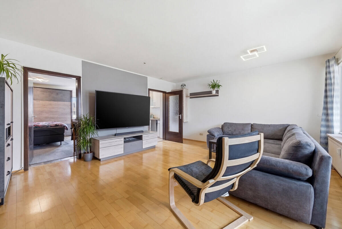 Charmante 2-Zimmer-Wohnung mit Loggien-Duo in München