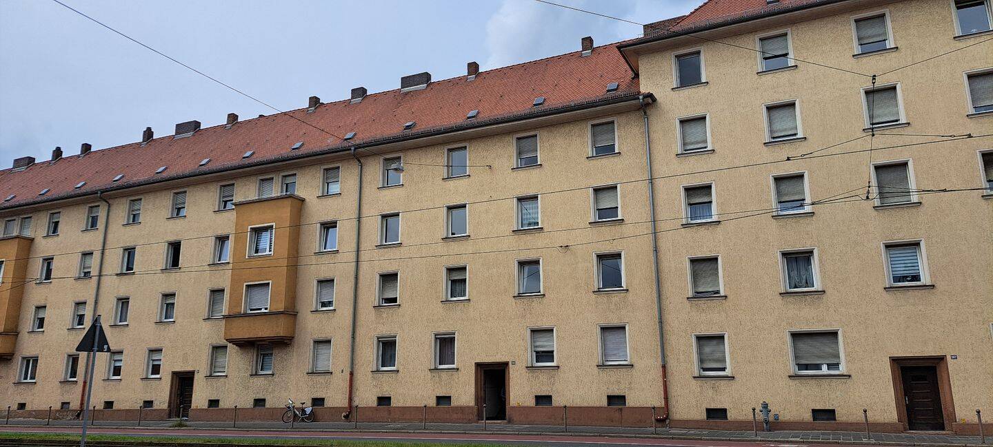 Großzügige 2-Zimmer-Wohnung im 2. OG in 90443 Nürnberg-Gibitzenhof