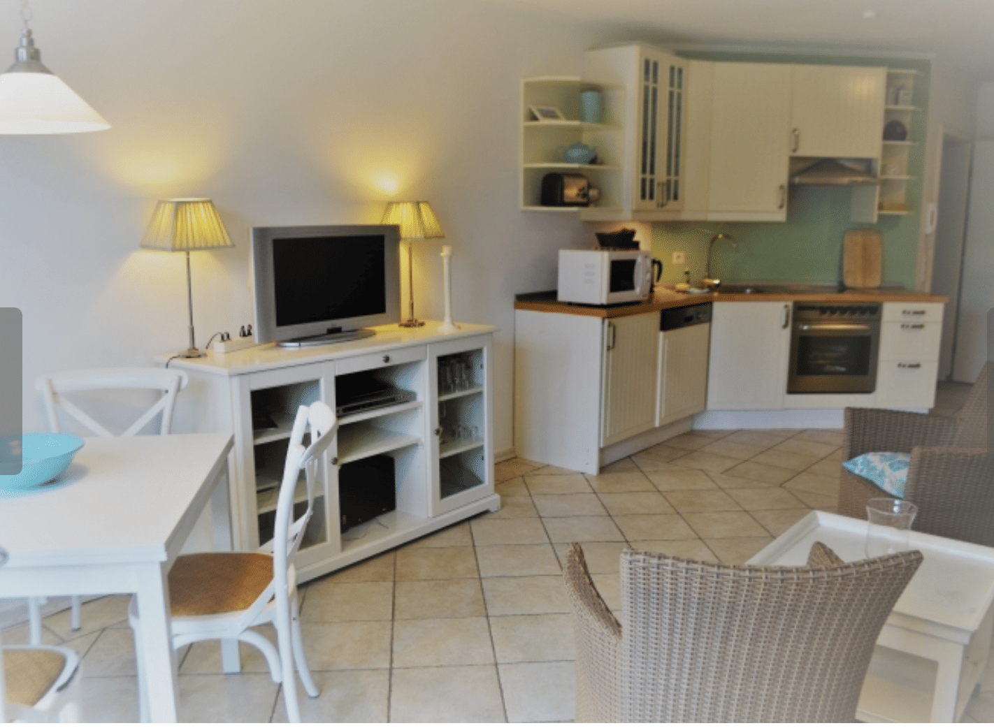 Attraktives Ferienhaus in Groß Zicker mit 4 Wohnungen & teilweise Boddenblick in idyllischer Lage – Gager – Vorschaubild 3