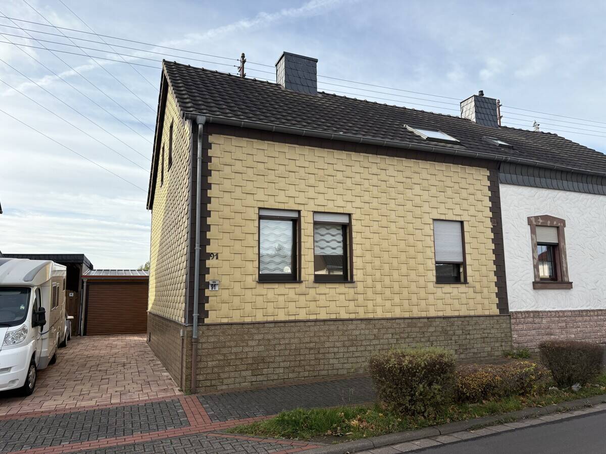 Gepflegtes Einfamilienhaus in Bildstock – Friedrichsthal – Bild 1 von 9