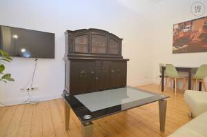 Schicke möblierte 2-Zimmer Altbau-Wohnung mit Balkon und Glasfaser in Wiesbaden Biebrich – 65203 Wiesbaden – Vorschaubild 8