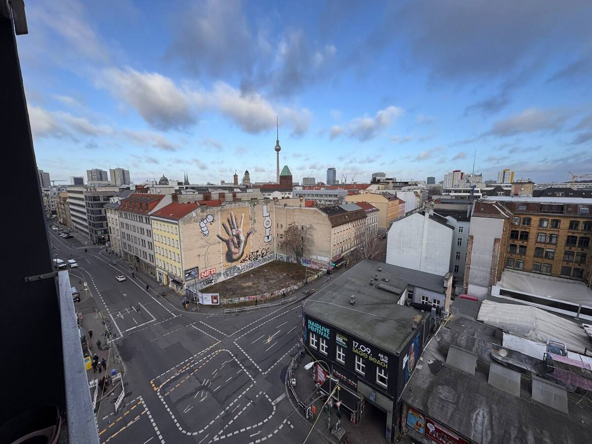 Mitte: Köpenicker Str: VERMIETETE 4-Zi-NEUBAU-Whg -9. OG - 91 m² - 2 BALKONE - SOFORT zu VERKAUFEN – Berlin – Bild 1 von 9
