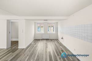 Erste Termine ab 26.7.! In der Altstadt & leerstehend! Renovierte 2 Zimmer-Whg. in kernsaniertem Haus – 90762 Fürth – Vorschaubild 3