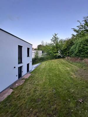Flexibel wohnen und arbeiten: Bauhaus-EFH mit separater Einliegerwohnung in KA-Durlach – 76227 Karlsruhe – Vorschaubild 3