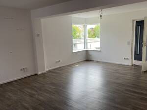 Modernisierte 3-Zimmer Doppelhaushälfte mit Garage und großem Garten - Die Alternative zur Wohnung – 63071 Offenbach am Main – Vorschaubild 4